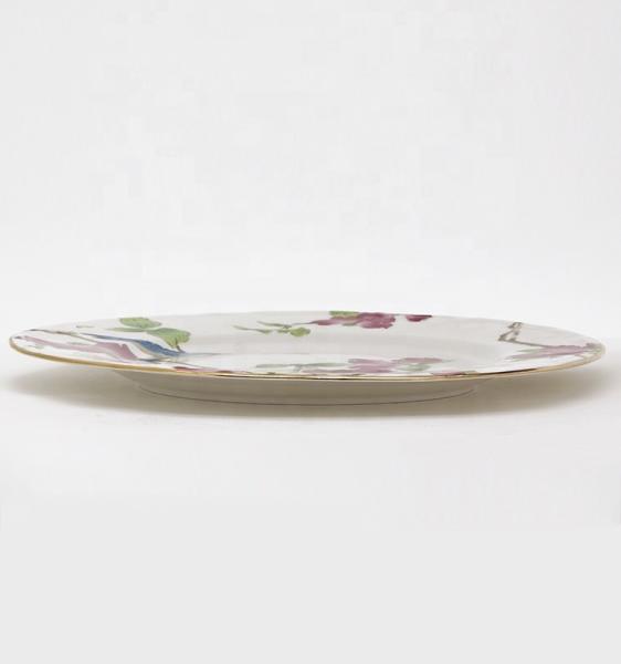 Plate à dîner décorative en céramique blanche à bord d'or pour la fête de mariage