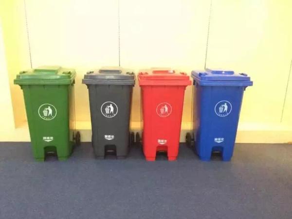 outdoor plastic dustbin trash/garbage/waste/rubbish/refuse bin or can with wheels and covers