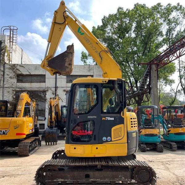 Excavadora usada komatsu pc78 mini 7tons Escavação de segunda mão 7tons 8tons mini komatsu excavadora usada pc78