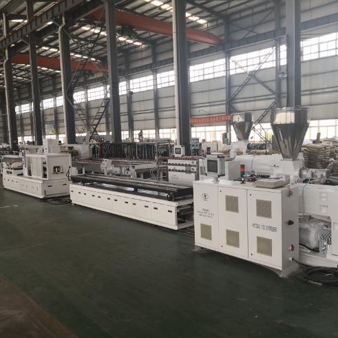 Shenzhen HYPET One Step PE WPC Decking Making Extrusion Machine Line /WPC Co Extrusion Production Line Manufacturer