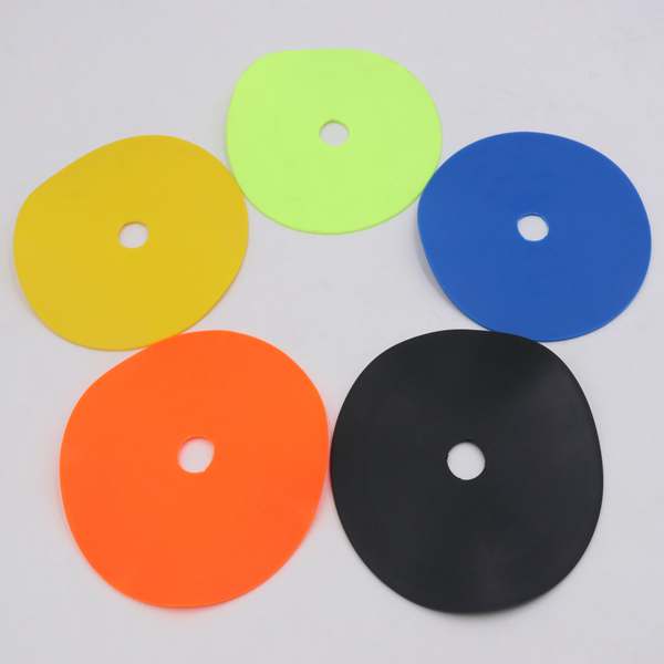 Agility Drills T2.5mm Flat Disc Markers , Dia23cm Kids Soccer Cones