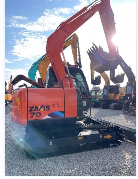 Second-hand HITACHI ZX70 excavator with low price and decent quality Bucket capacity0.13 - 0.33m3  Machine weight 6300kg