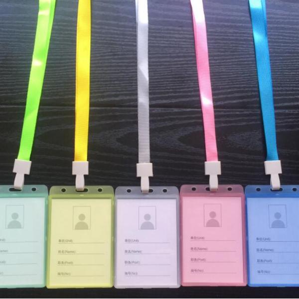 PVC 86x54mm Retractable ID Badge Holder With Lanyard