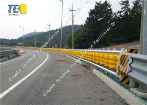Corrosion de jaune de rambarde de roulement de barrière de rouleau de route de