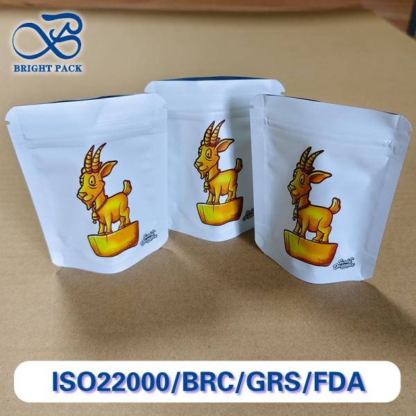 Odorless Stand Up Pouches For Toys Packaging With Customizable Flexograpvure And Digital Printing.