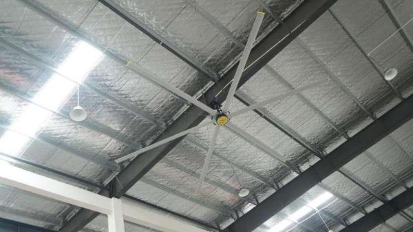 Ventilador de tecto de 1400 m2 com motor de ímã permanente com rotor externo