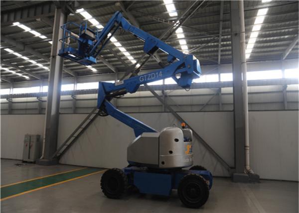 Self Propelled Articulating Boom Man Lift , Electric Man Lift 2.2KW Power Compact Structure