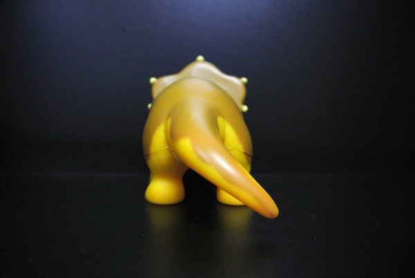 6 Inch Yellow Dinosaur Collectible Vinyl Toys 80 - 90 Degree For Kids Play