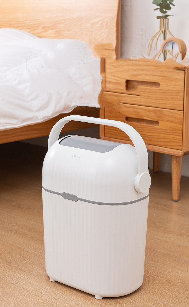 Creative Shake Lid Anti-smell Household Toilet Bedroom Plastic Seal Handle Diaper Waste Paper Storage Bin