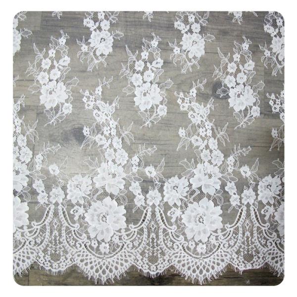 Eco - Friendly Dyeing Wedding Dress Chantilly Lace Fabric , Ivory Repeated Floral