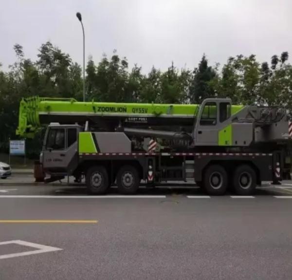 Used ZOOMLION 50 Ton 2000 Hours Truck Crane