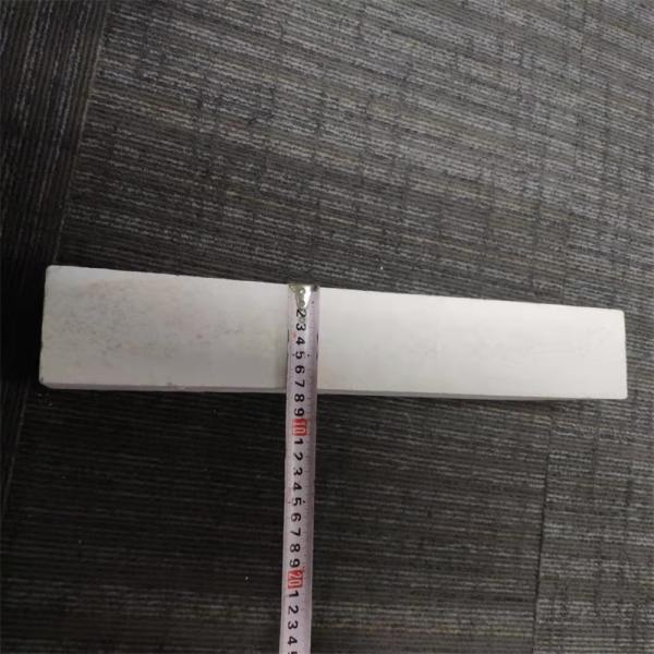 Reparação de fornos de vidro de tijolos de sílica de expansão zero de Henan a menor custo com serviço de moldagem