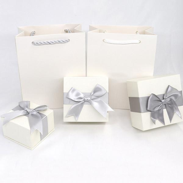 Caixas de presente de jóias de papel de cartão Bolsa Caixa de jóias personalizada com nó de seda
