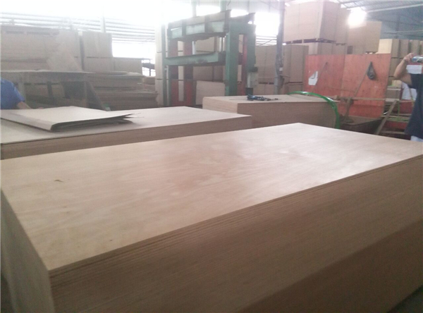 100% Eculyptus Core FSC 2mm Gaboon Marine Plywood