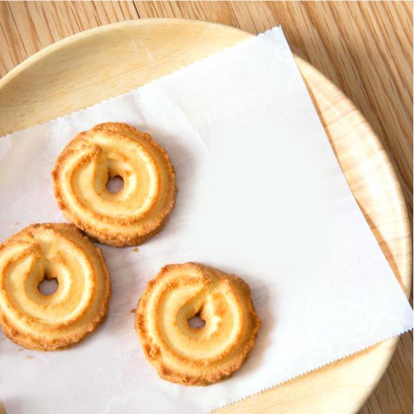 100% деревянная целлюлоза силиконовая двойная оболочка пекарная бумага для кухни и воздушной фритюры