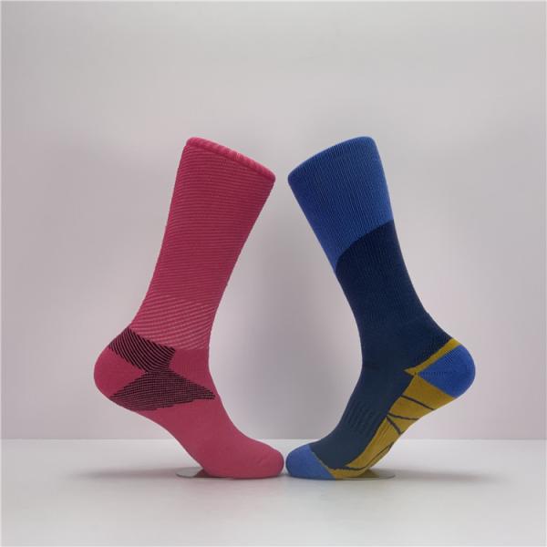 Breathable and Durable Customized Logo Thermal Socks for Anti-slip Protection