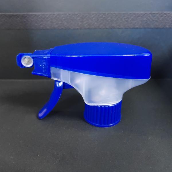 Добиться безупречной чистоты с помощью распылителя для автомобилей