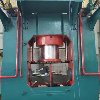 Equal Tee And Unequal Tee Forming Machine ASTM4140 ASTM4340 And H13 Molds