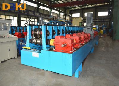 rolo do quadro de porta da caixa de engrenagens dos 10m/Min Hydraulic 1-2mm que forma a máquina