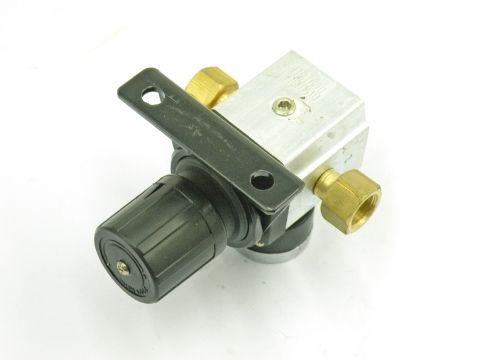 RL3512KB Air Pressure Regulator Valve Assembly For SHACMAN