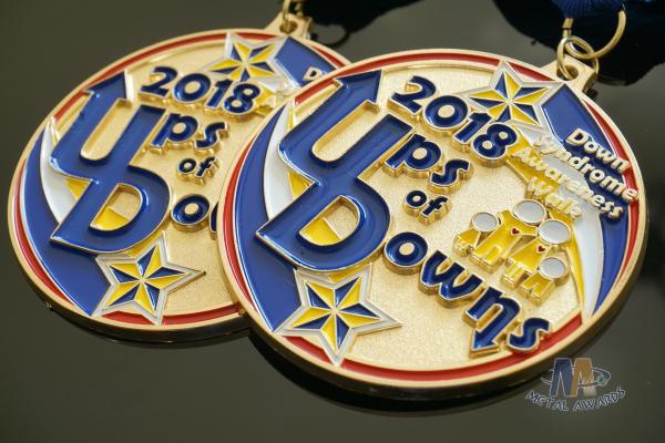 Potter Running Metal Award Medals With Smooth Or Sandblasted Back Customized Shape