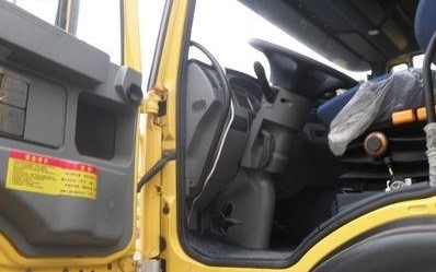 Dongfeng Used Dump Truck 5600X2300X1200 Dimensions 280L Fuel Tank Capacity