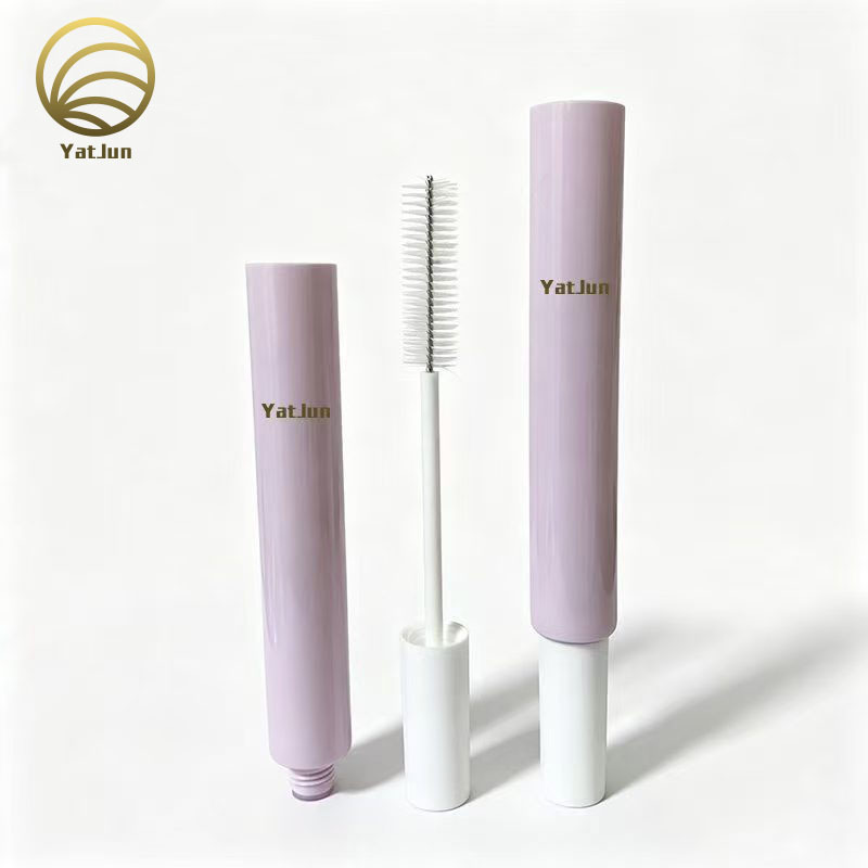 D19 PE Plastic Mascara Tube with Eyelash Wand for Lash Serum & Brow Gel