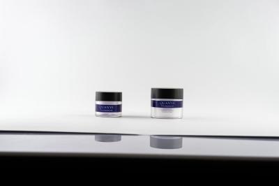 Os frascos cosméticos plásticos de pintura da decoração para Skincare/compõem/gel do creme