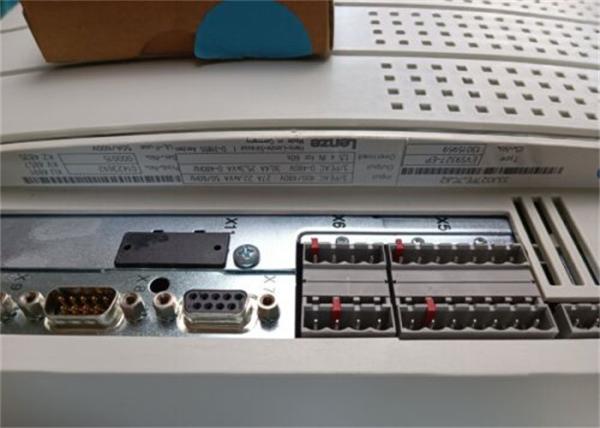 Lenze EVS9328-EP SERVO CONTROLADOR 400/480 VAC 22-30 KW (29,5-40,2 HP)