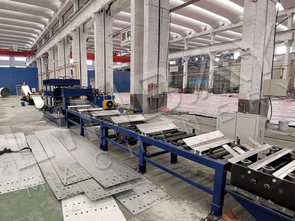 22KW Two Waves Highway Guardrail Roll Forming Machine Carbon Steel