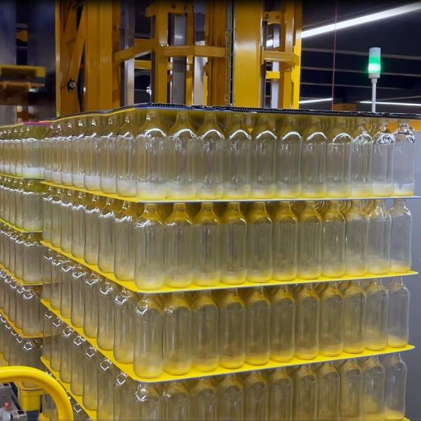 Water Production Line Glass Bottle Depalletizer Machine High Level 1500Kg 20Kw