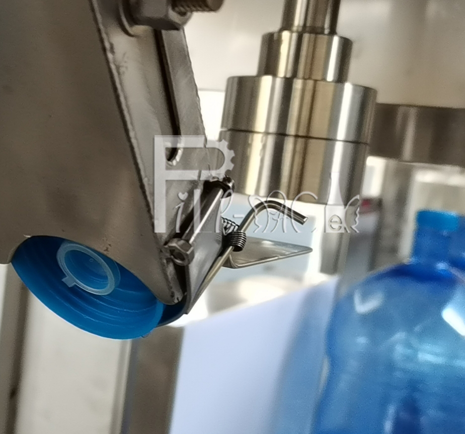 Машина завалки бочонка PLC одиночной головы Decapping автоматическая нагружая
