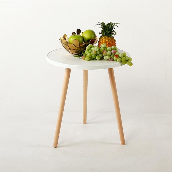 Кофейный стол из дерева и стали - идеальное дополнение к вашей современной гостиной