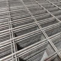 75x75mm Taille de la clôture en treillis soudés 2,0m Hauteur 3,0mm Diamètre du fil