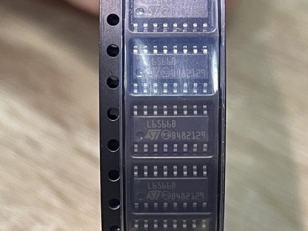 PMIC ACDC Converters Offline Switchers L6566BTR Current Mode PWM Controller 800mA 107kHz 16-Pin SO N T/R / IC CTRLR OVP