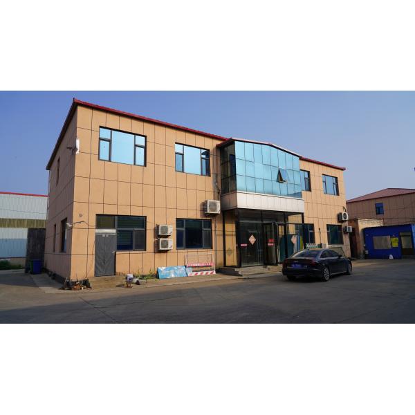 Ограждение с оцинкованной тепловой обработкой вокруг луга для исключения и защиты оленей