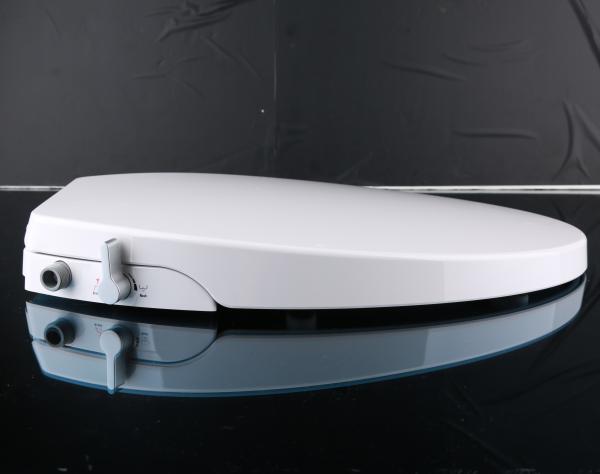 Plastic Non Electric Bidet Bidet Seat Soft Close Bubble Water Flushing Function