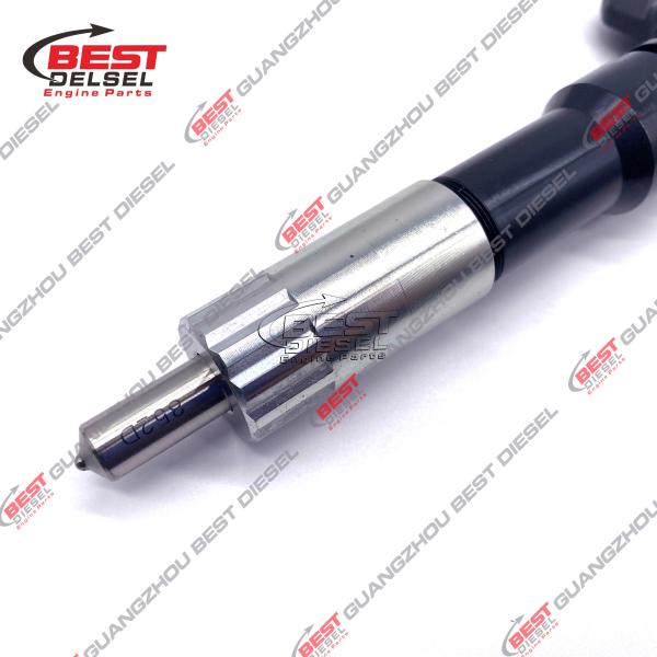 DEN-SO Diesel common rail Fuel Injecto  095000-1211 6156-11-3300