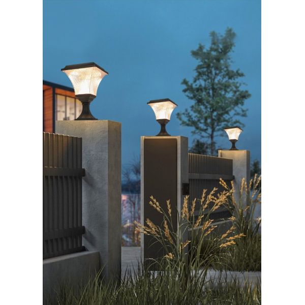IP65 Waterproof Solar Garden Light with LiFePO4 Battery and Dual Color Temperature LED Solar Light