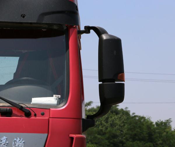 Double Sleeper 400L Used Medium Duty HYUNDAI Brand With Air Conditioner