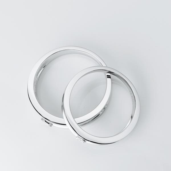 All Size Unique Middle Grooved 18k White Gold Couple Rings