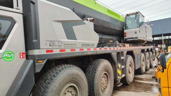 2024 Zoomlion Used Truck Crane ZAT4000V 400t with 567kW Engine Rated Power and Production Year 2024.9