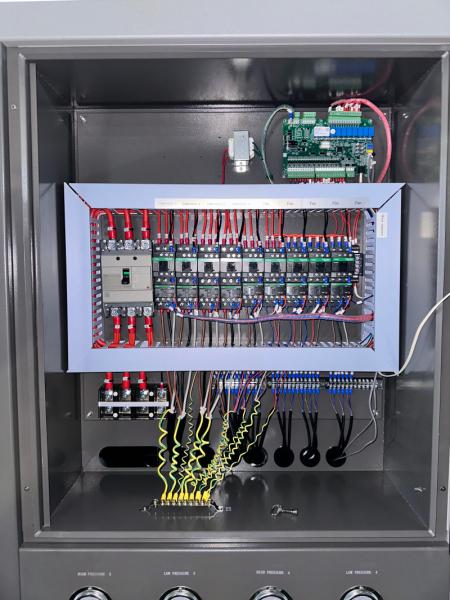 Chiller de água refrigerado a ar de 50 toneladas Chiller de glicol com quatro compressores de rolagem
