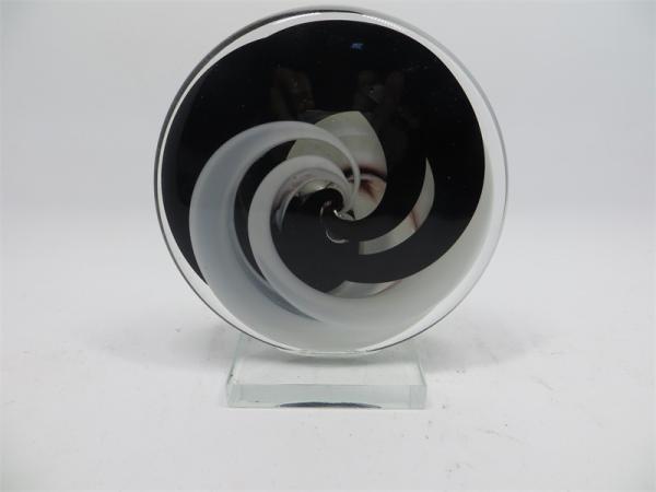 Glass paperweight,  glass ball,  glass round ball, hand made glass, home decorative glass, art glass, glass color ball