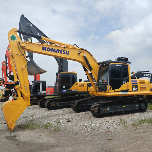 Hot Market Sale Used Komatsu PC300 Large Crawler Excavator Second Hand Hydraulic Digger Used Excavator for Mining