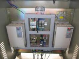 Крен панели крыши светлого цвета высокой точности стальной формируя машину с 20 станциями