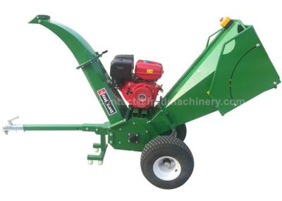 Gasoline Engine Wood Chipper Shredder 5 Inches Chipping Capacity With 2 Cutting Knives
