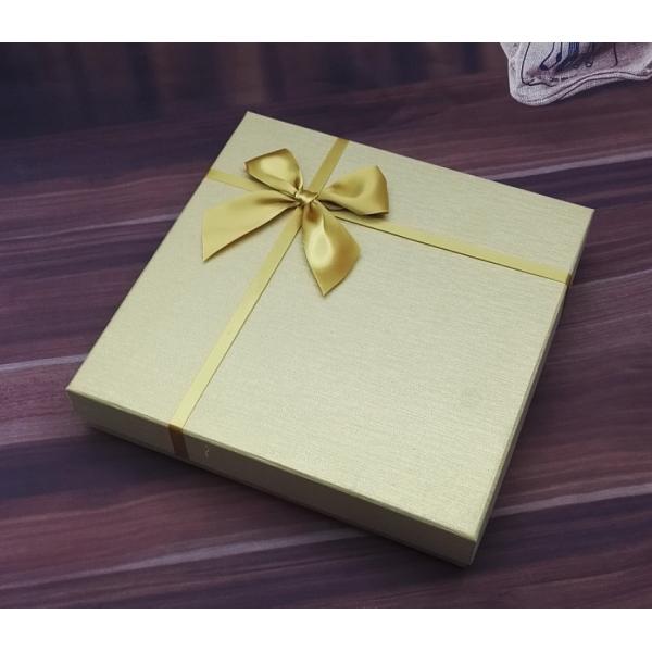 Matt Lamination Butterfly Ribbon Closure Rigid Cardboard Gift Boxes