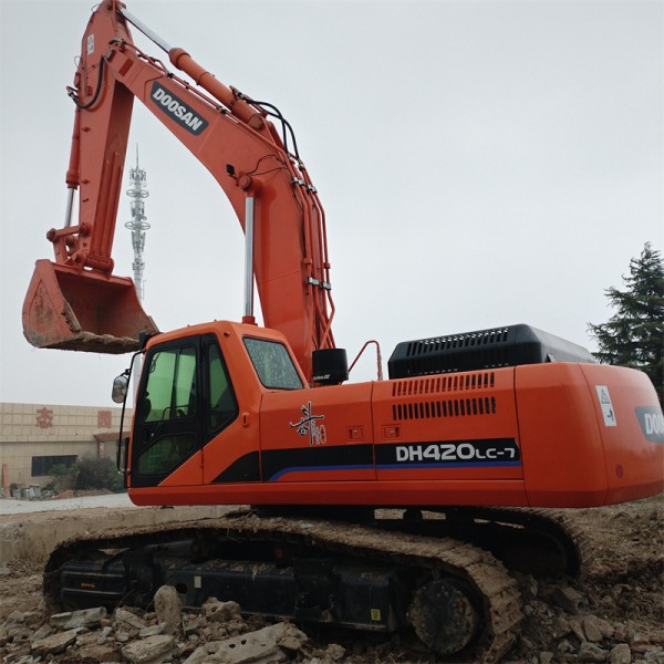 2025 Year Used Doosan DH420LC-9 42ton Crawler Excavator Like New Condition Hydraulic Digger for Export