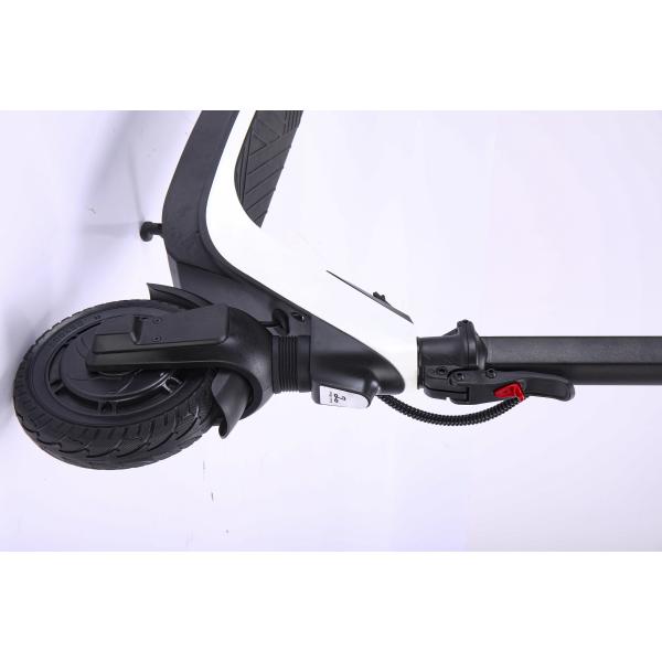 НА скутере белого цвета ПРОДАЖИ электрическом портативном с батареей лития 36V и мотором 350W